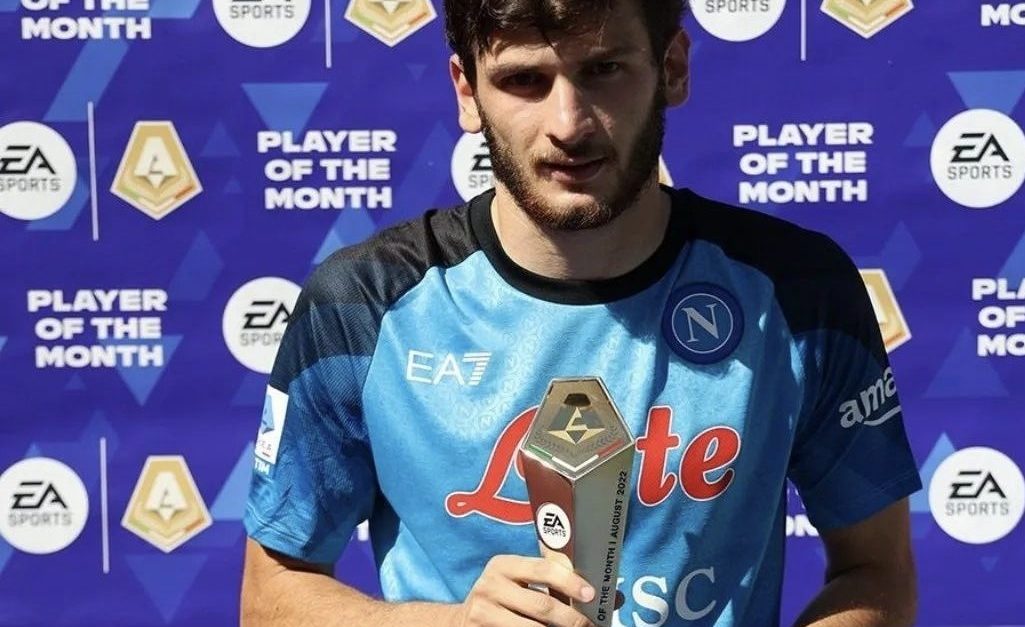 Kvaratskhelia premiato come 'Giocatore del Mese' in Serie A - Il Bello