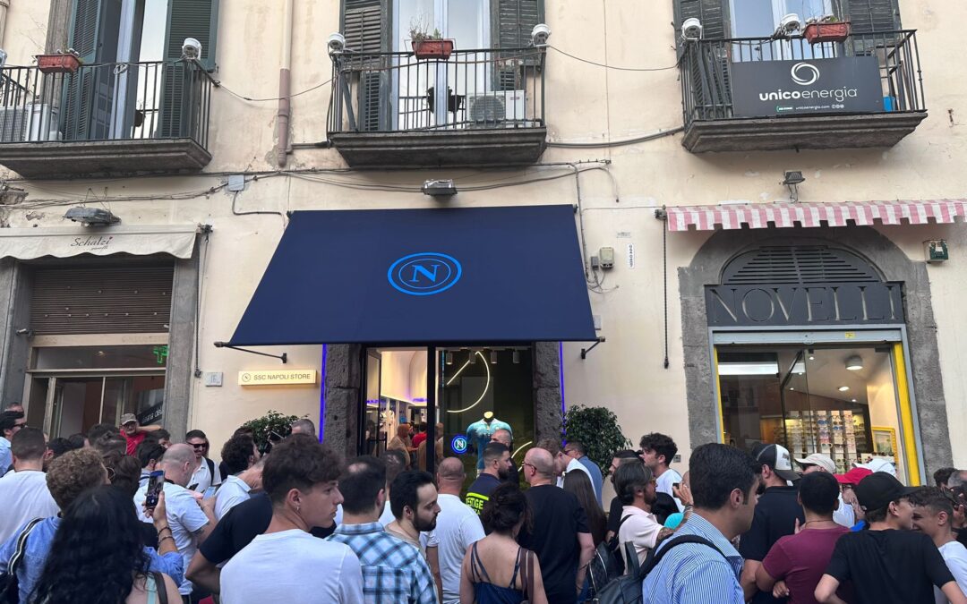 Napoli, nasce il primo store a Chiaia